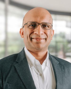 Headshot for Veeco's Mathew Abraham, VP, Wet Processing Systems